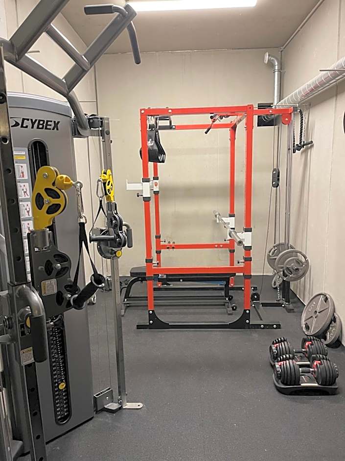 Warth52-W52 Apartments