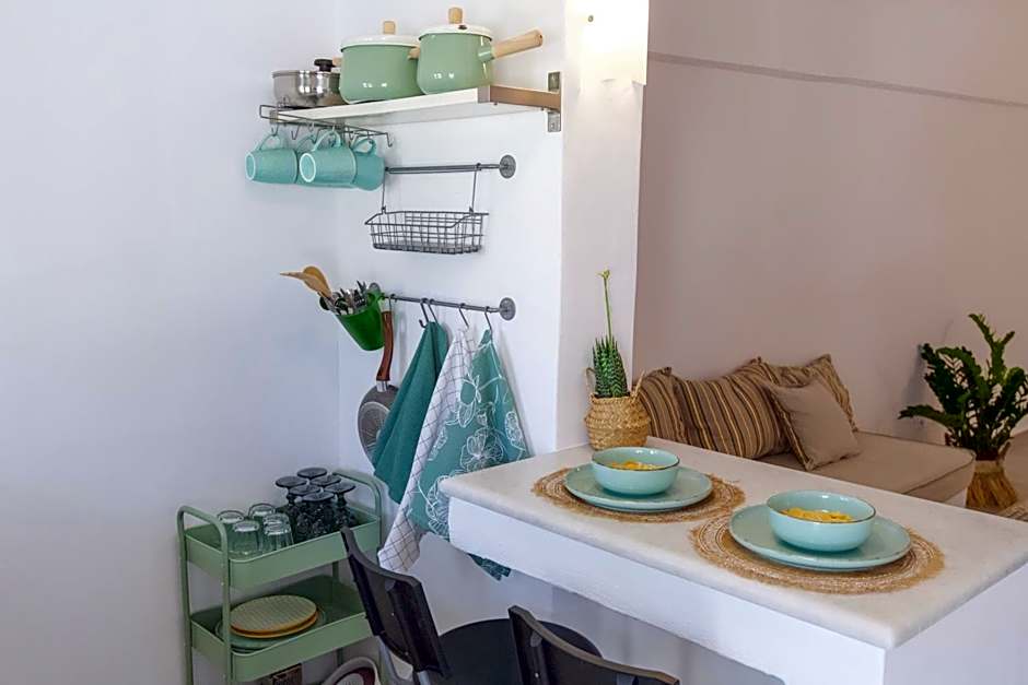 Margarita Studios Ambelas