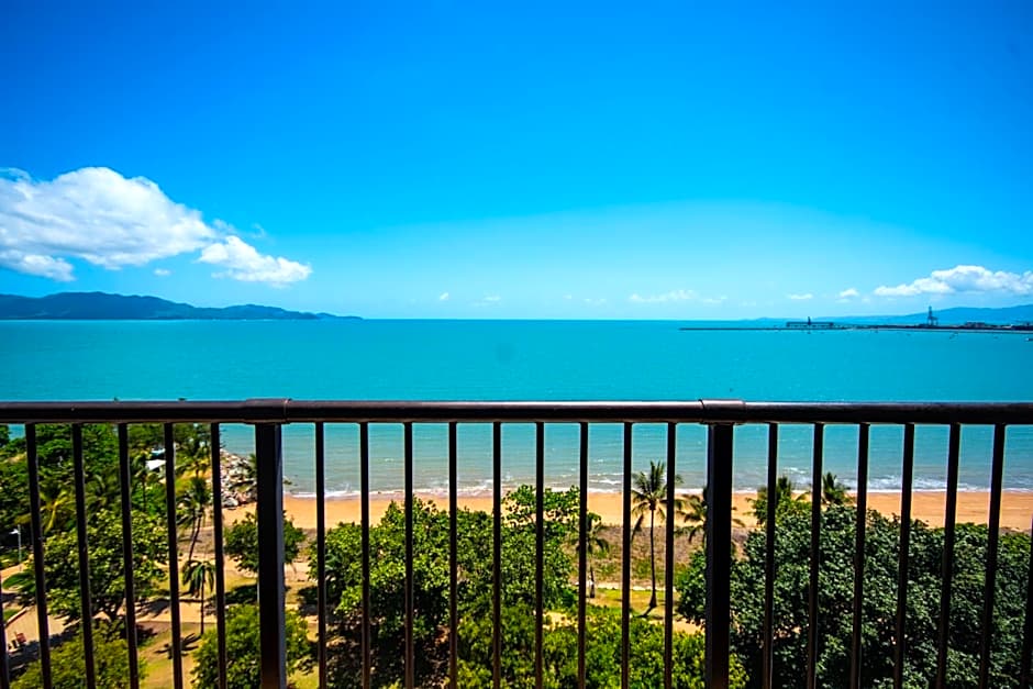 Seafront Studio The Strand