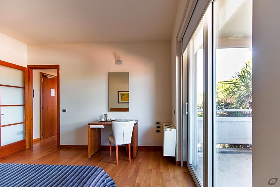 Verdeluna ApartHotel