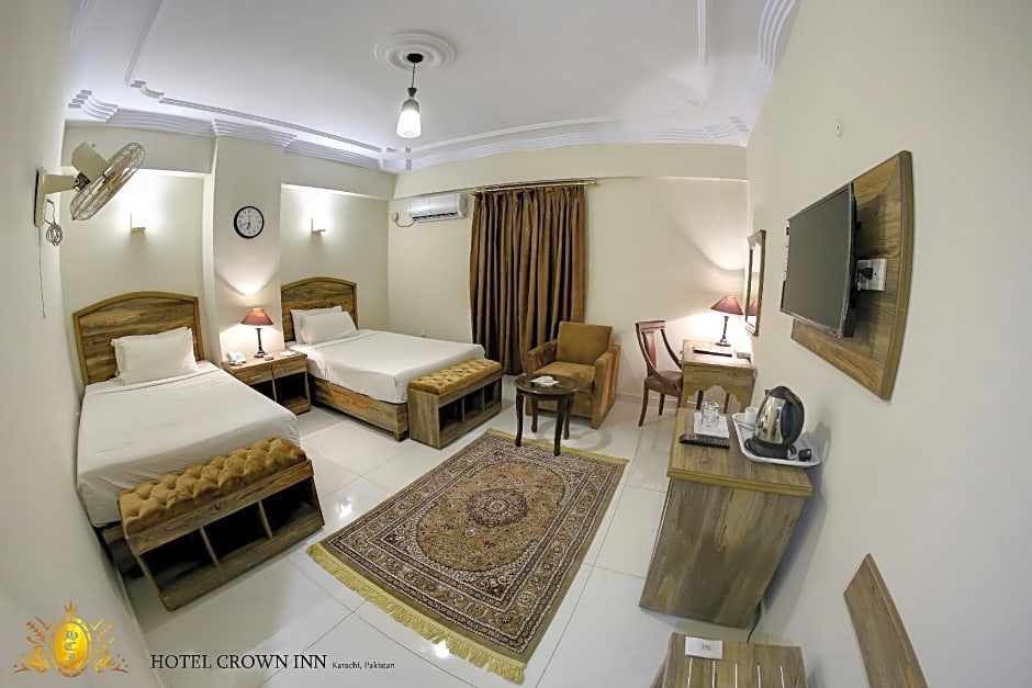 Hotel Crown Inn
