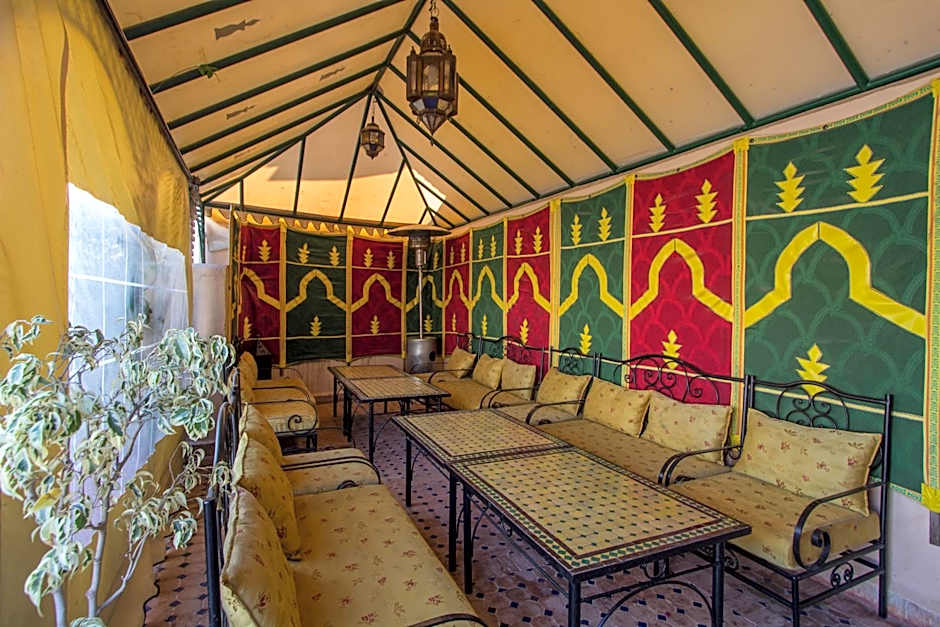 Riad Fes Baraka Piscine & SPA
