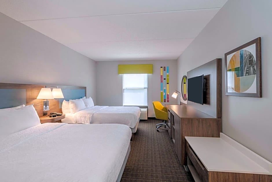 Hampton Inn By Hilton & Suites Burlington