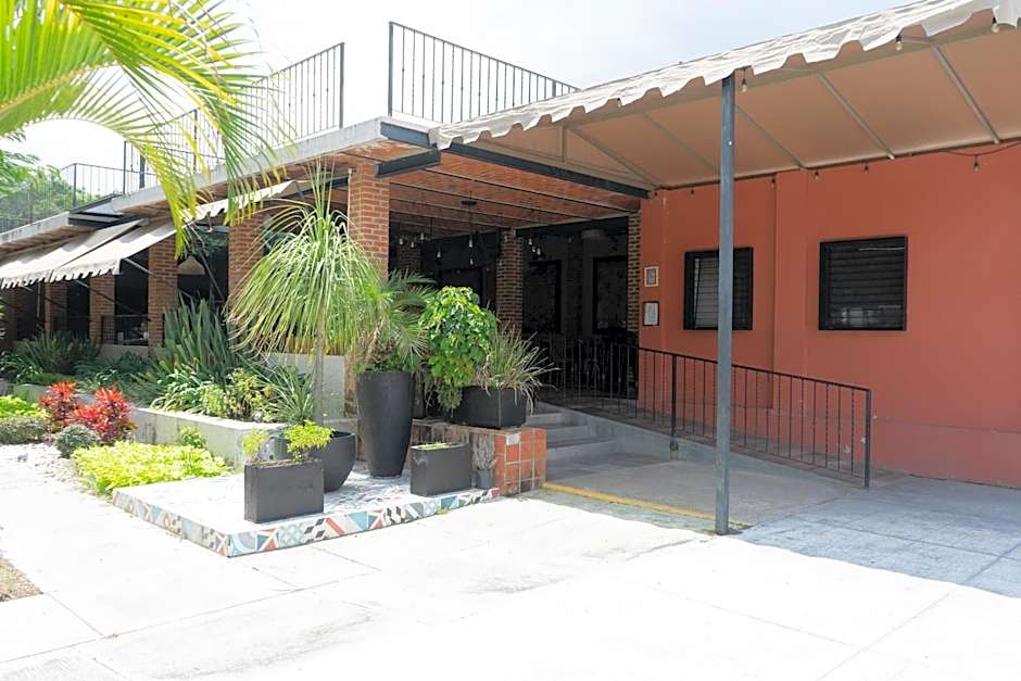 Capital O La Joya Del Lago