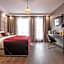 Art Suites Luxury Hotel