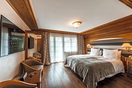 Executive Superior Double Room with Matterhorn View
