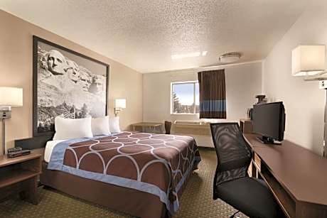 Queen Room - Non-Smoking