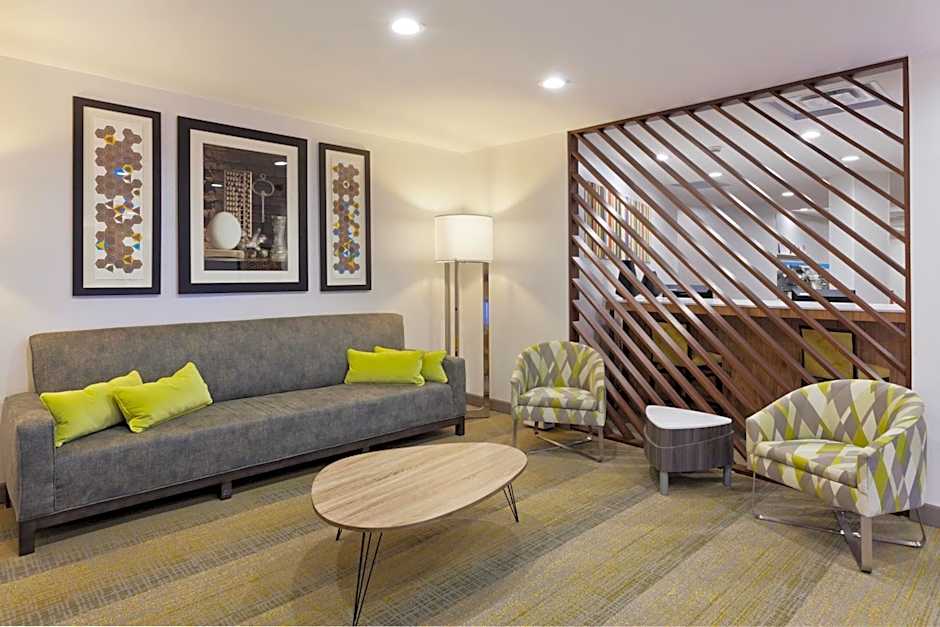 Holiday Inn Express Phenix City-Columbus By IHG