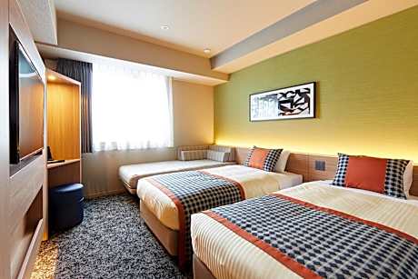 Deluxe Twin Room with Sofa bed