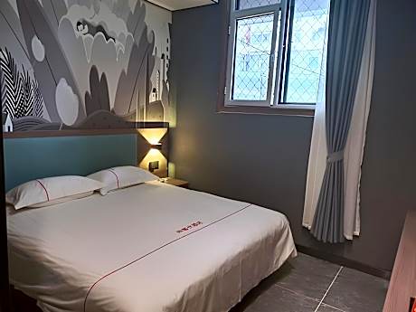 Thank Hotel Shandong Tengzhou Railway Station Wentian Square