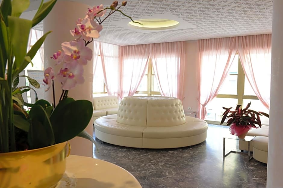 Hotel Embassy