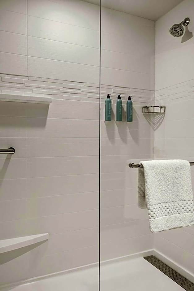 Residence Inn by Marriott Milwaukee Brookfield at Poplar Creek