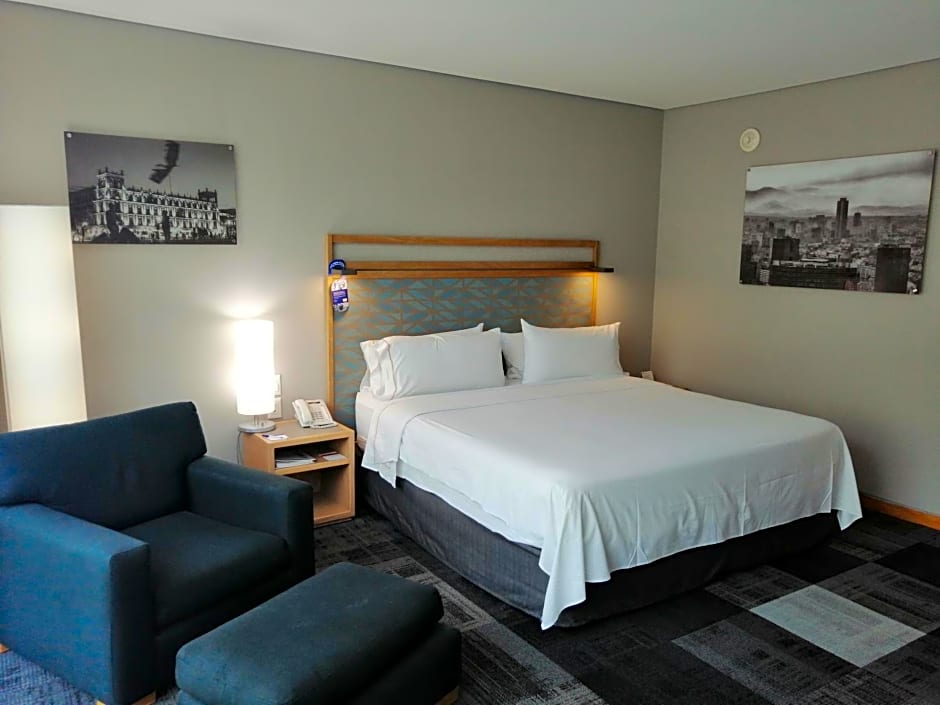 Holiday Inn Express Mexico Reforma By IHG