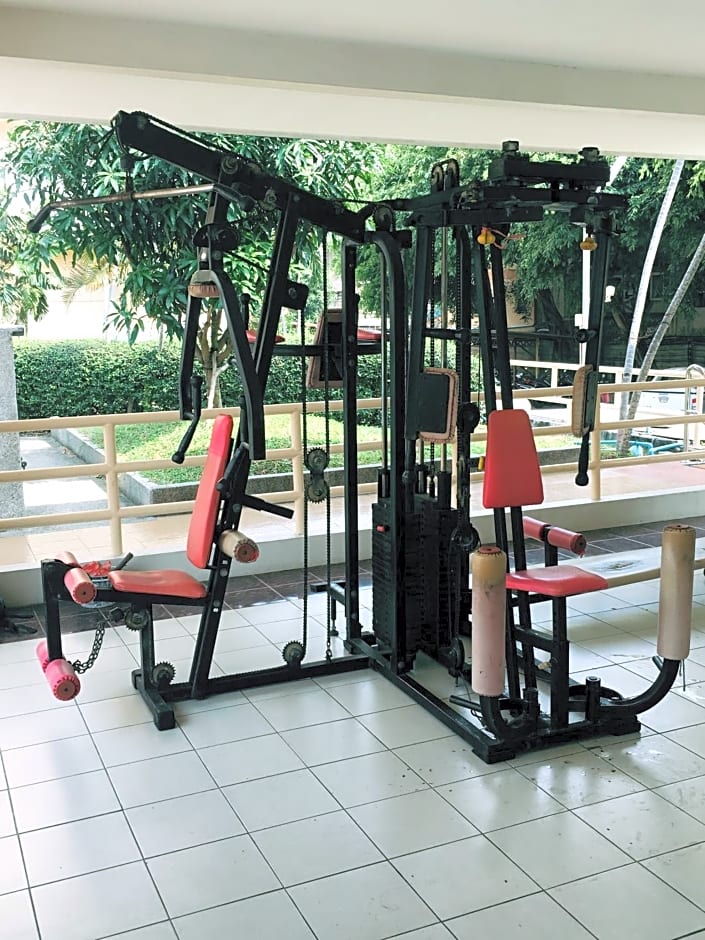 B&B View Talay 1B by Franco Jontiem