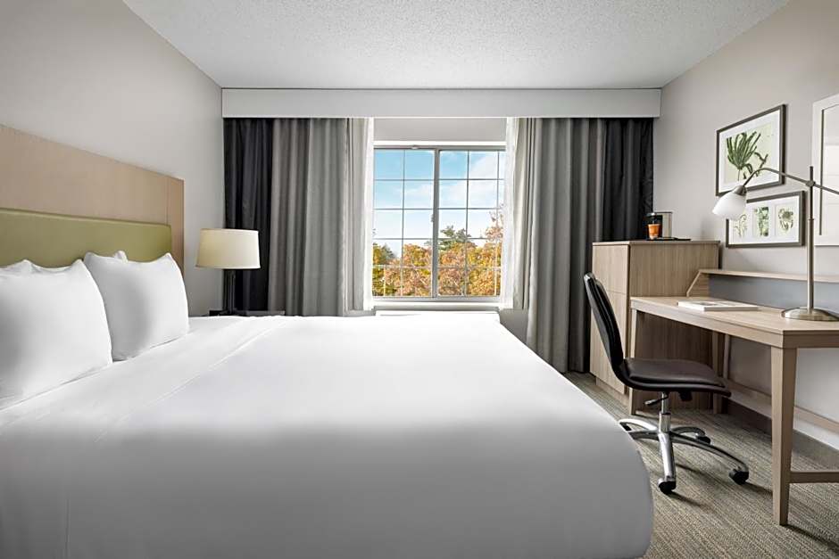 Country Inn & Suites by Radisson, Springfield, OH