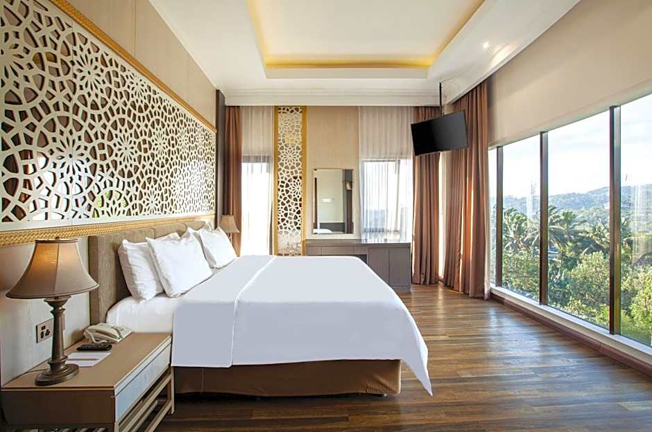 The Green Peak, ARTOTEL Curated