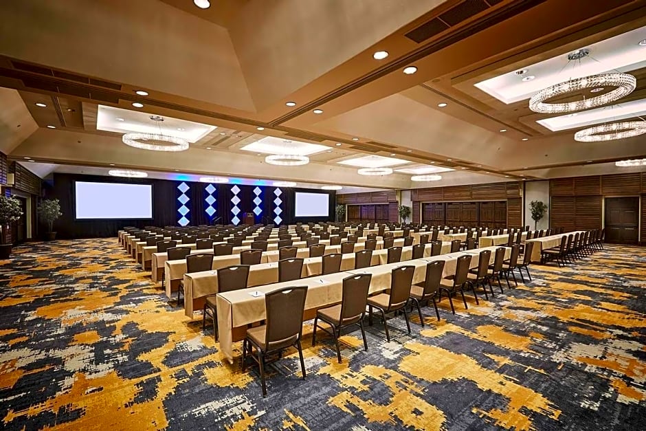 Hilton Phoenix Resort at the Peak