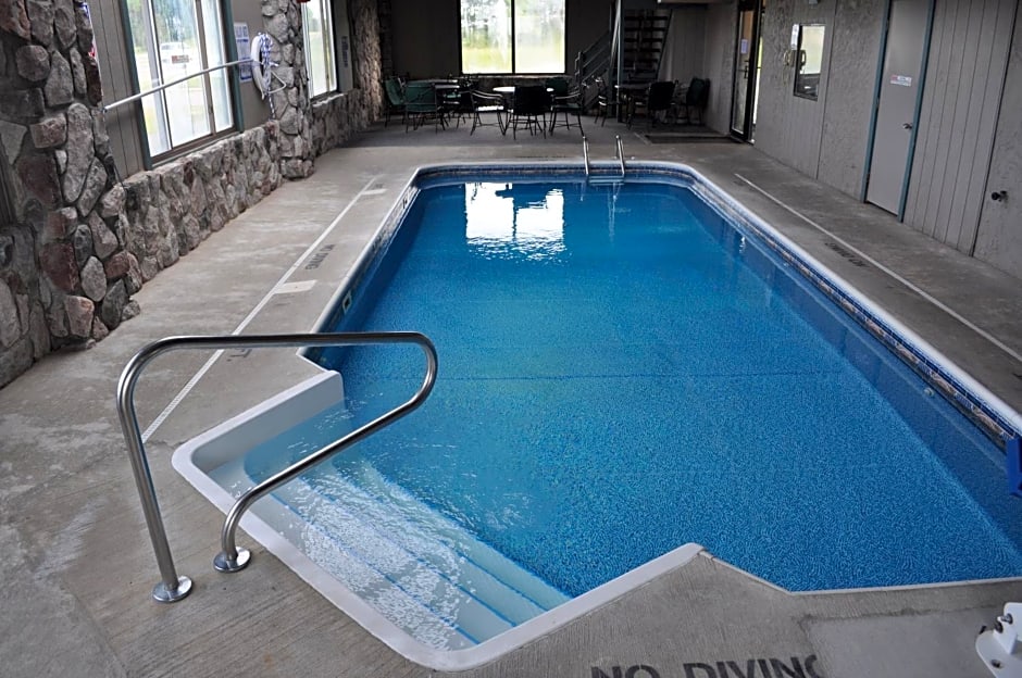 Super 8 by Wyndham Petoskey