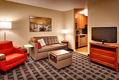 2 Bedroom Residential Suite, Bedroom 1: 1 Queen, Bedroom 2: 1 Queen, Sofa bed, Corner room