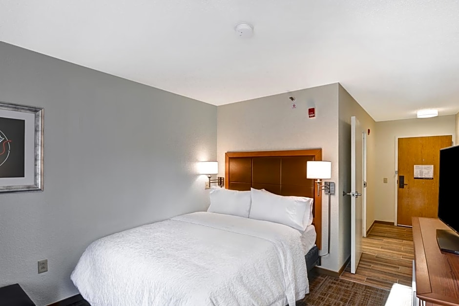 Hampton Inn Memphis Poplar