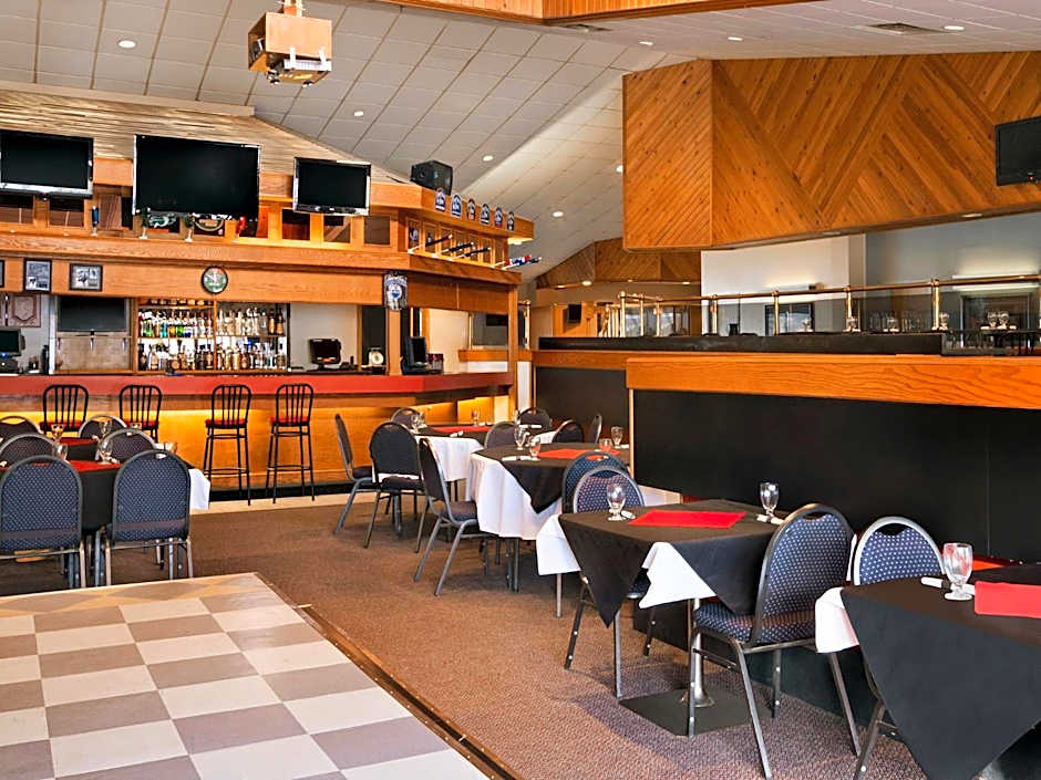 Northern Star Hotel & Convention Center