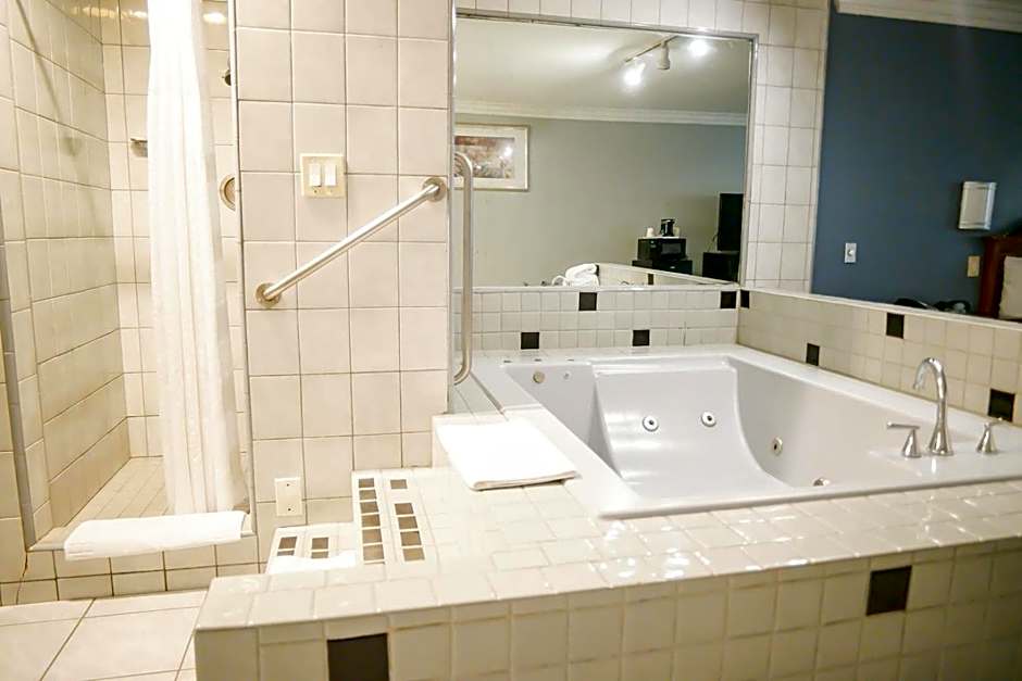 Days Inn by Wyndham West Covina