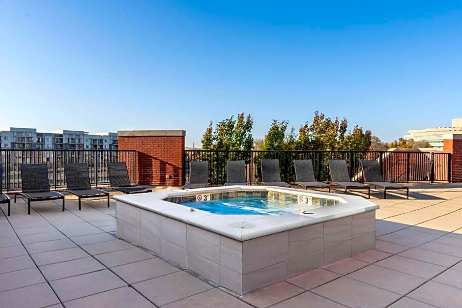 Drury Plaza Hotel Broadview Wichita