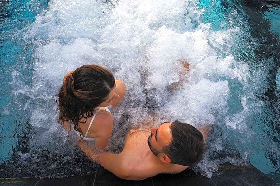 Panoramic Hotel Plaza