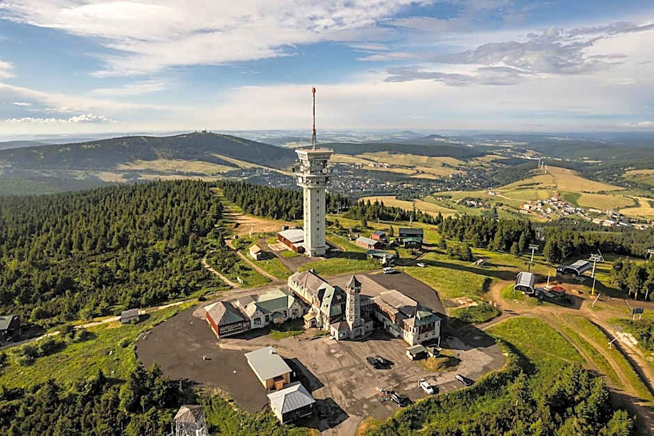 Apartmány nad Šlikovkou