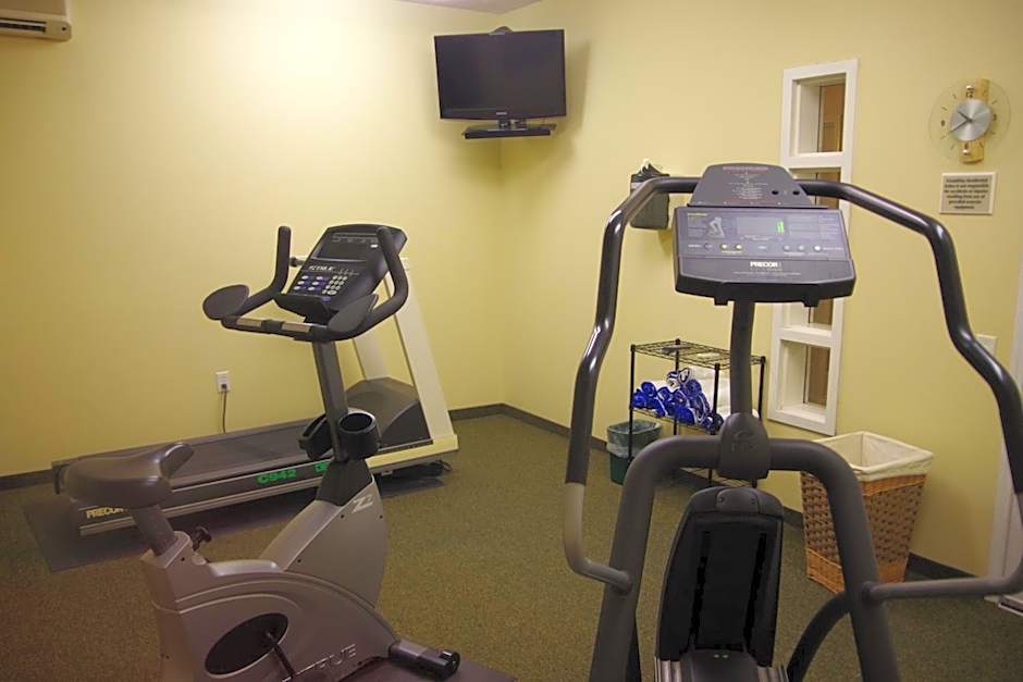 GrandStay Hotel & Suites Ames