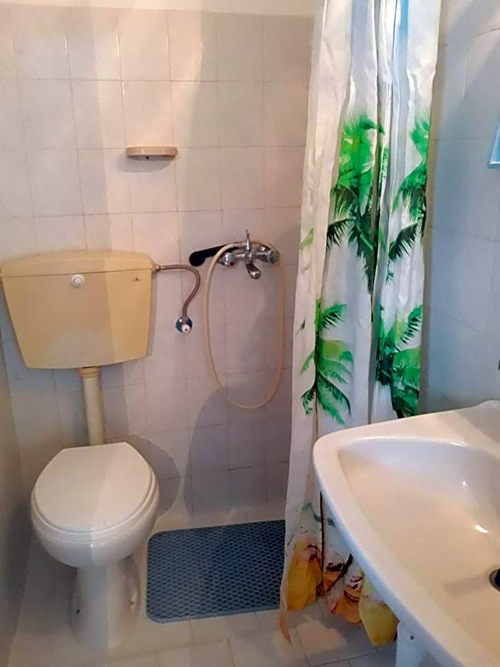 Andavis Hotel-Adults Only