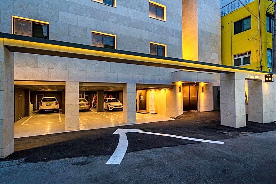 Jecheon The Wall Hotel