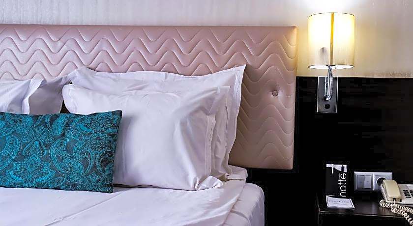 Notte Hotel