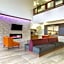 La Quinta Inn & Suites by Wyndham Alvin