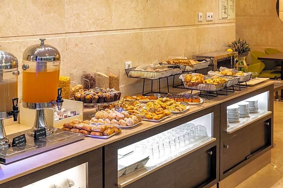 America Diamonds Hotel