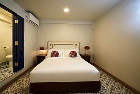 Standard Double Room - Non-Smoking