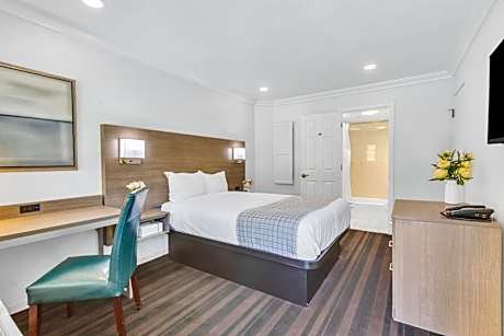 Double Bed Non-Smoking