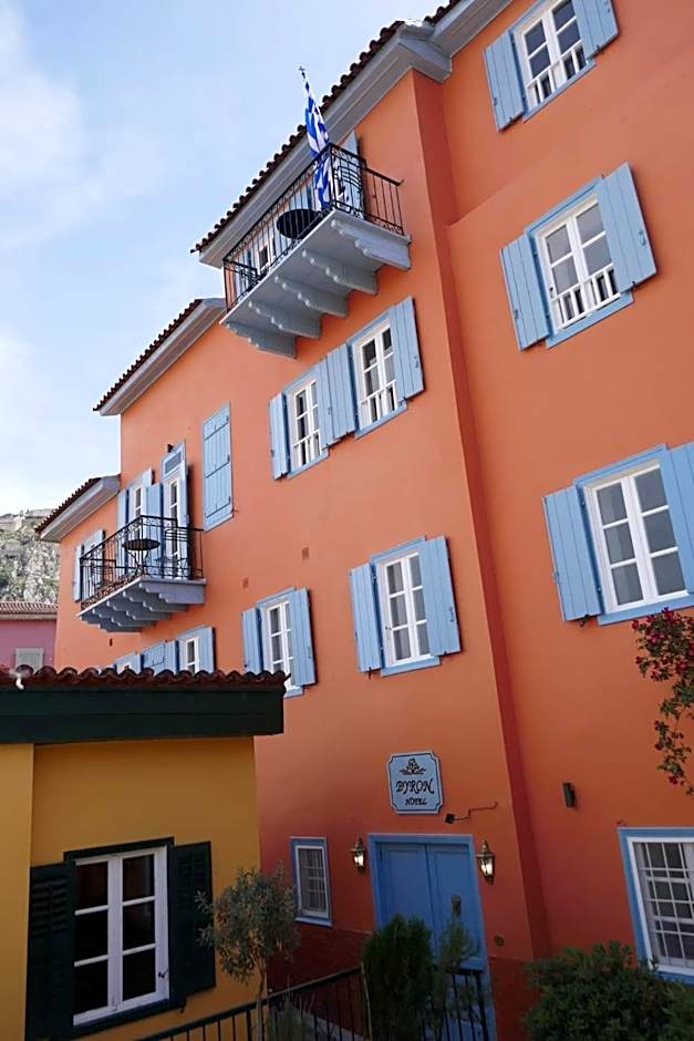 Byron Traditional Hotel