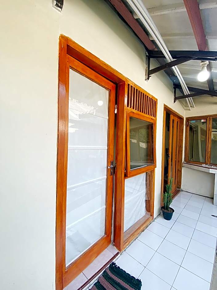 Sadewa homestay batukaras