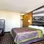 Super 8 by Wyndham Indianapolis/NE/Castleton Area