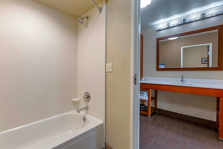 Comfort Inn & Suites Coeur D'Alene