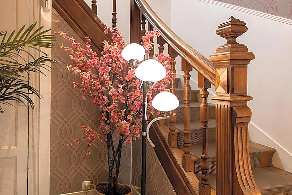 Hotel Des Batignolles