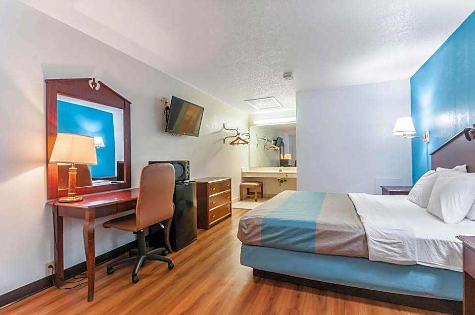 Motel 6-Southgate, MI - Detroit