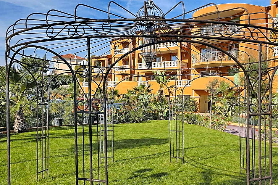 Appart Hotel Lou Castelet