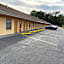 Deluxe Inn Hardeeville