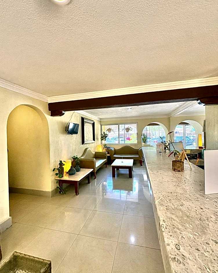 Suites Cancun Center