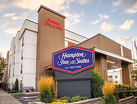 Hampton Inn By Hilton And Suites Seattle-Downtown