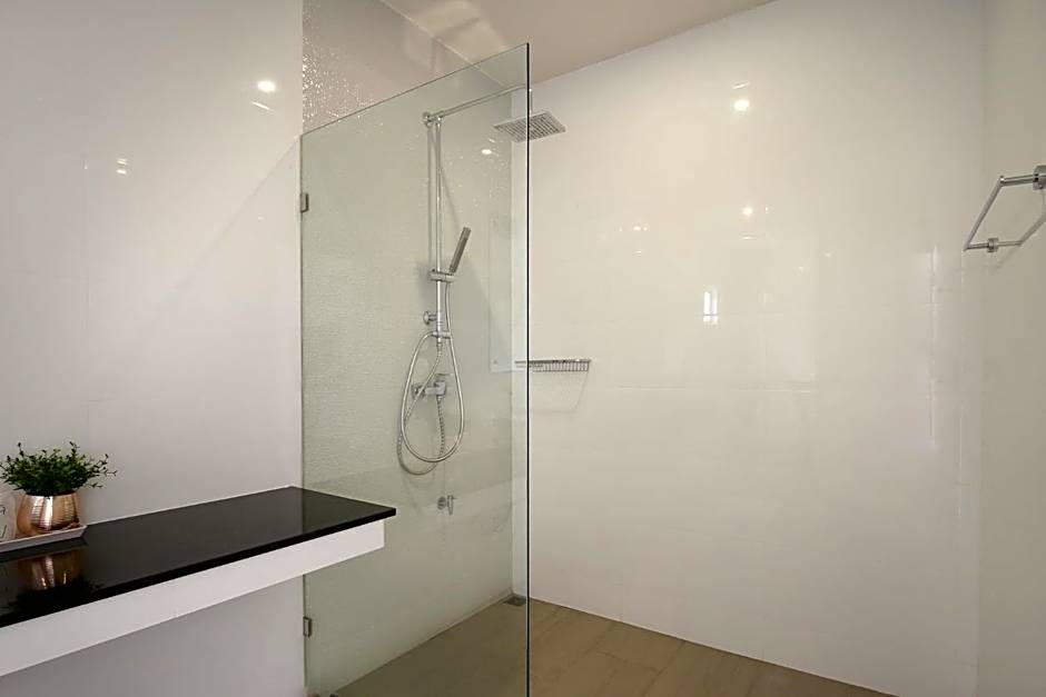 AKARD Private Villas Sattahip