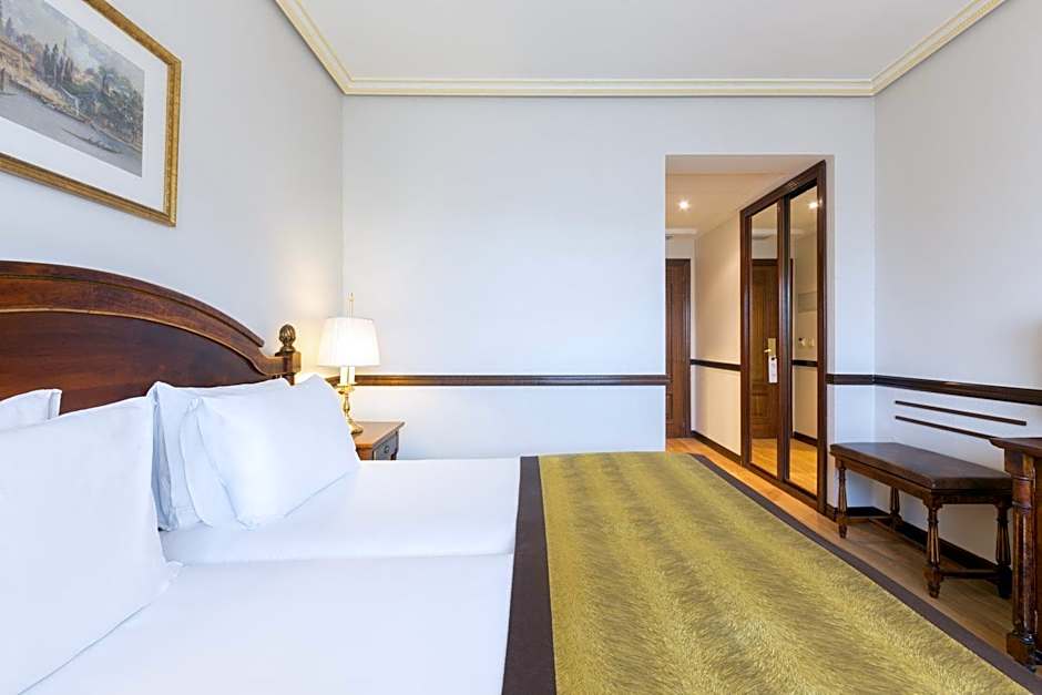 Hotel Exe Reina Isabel