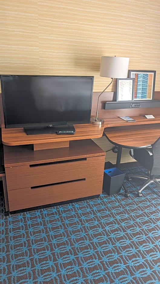 Fairfield Inn & Suites by Marriott Detroit Troy